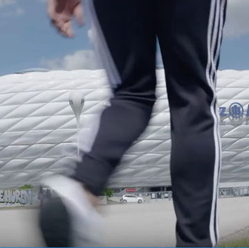When Adidas issued the trainers from the city series, DENT INT. from South of London came for filming to Munich/Germany