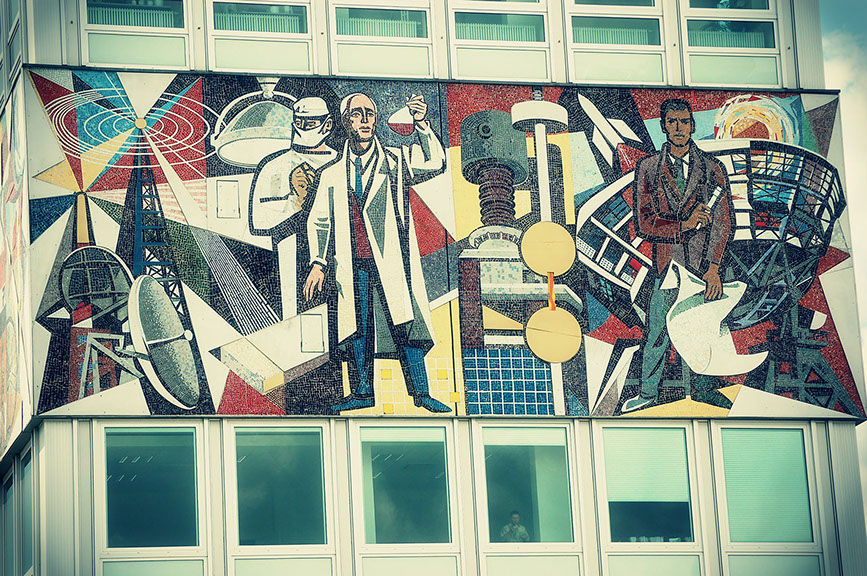 As a fixer and local producer, Lars von Lennep is taking care for filming permissions. 